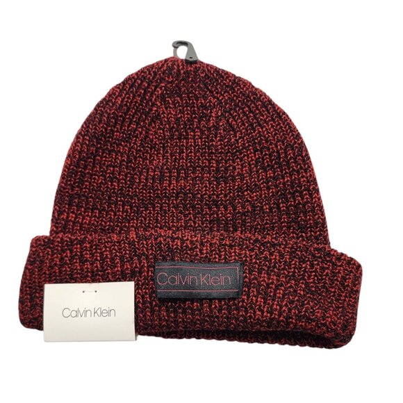 Calvin Klein Burgundy Winter Beanie Comfort Style Adult Women's One‎ Size - Picture 1 of 4